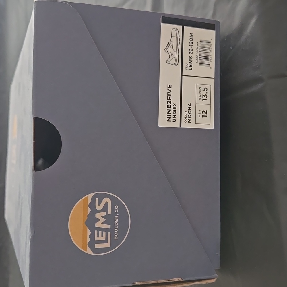 Lems NINE2FIVE Unisex.  Mens size 12/Womens 13.5
